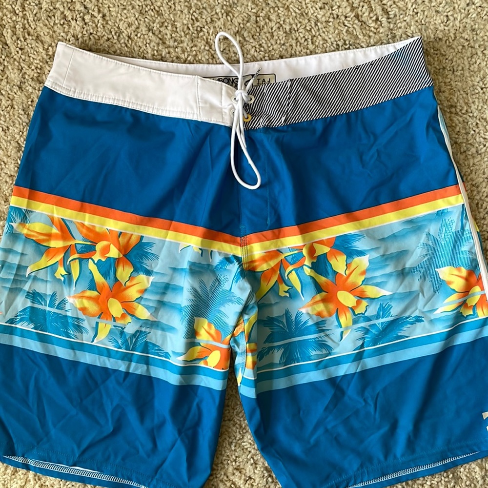 Billabong Board shorts